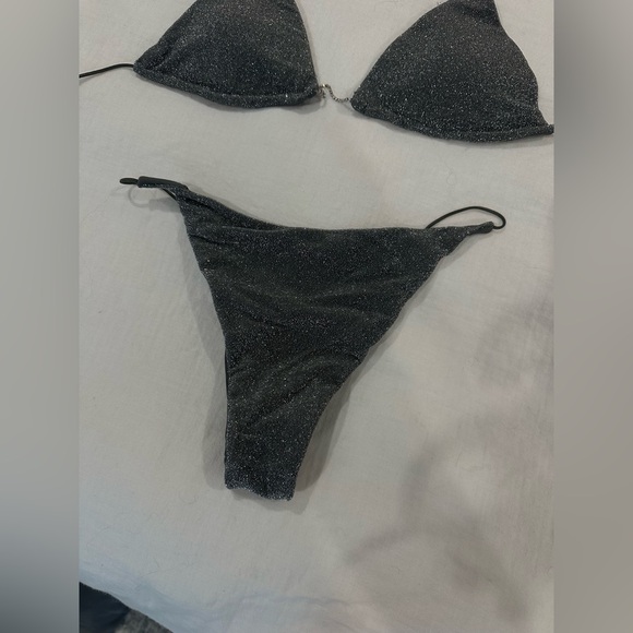 It’s now cool silver diamond chain bikini - Picture 7 of 8